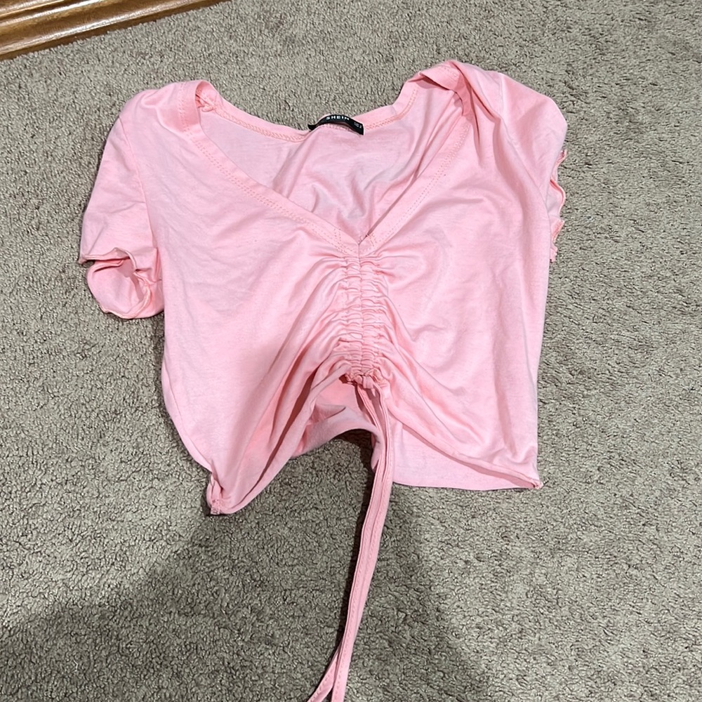 pink crop top